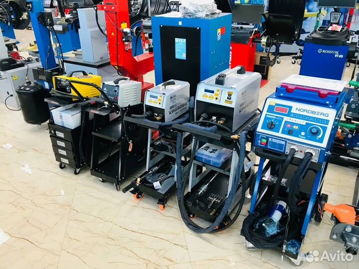 Споттеры с аксесуарами для кузовного ремонта