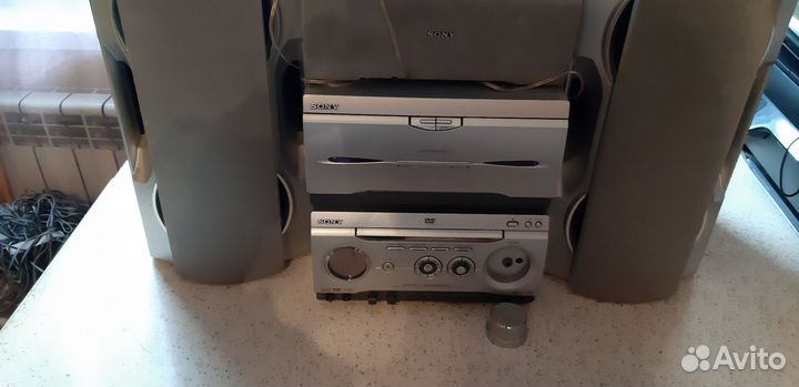 Музыкальный центр sony