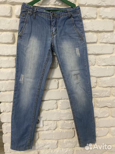 Джинсы
