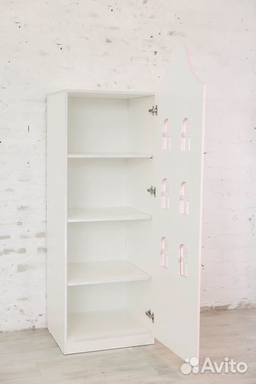 Шкаф для одежды в детскую