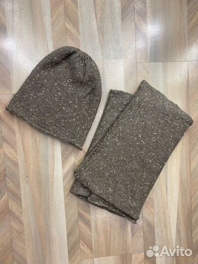 Женский шарф и шапка Италия