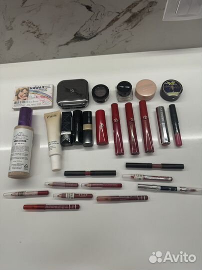 На доставке Косметика пакетом 27 шт оригинал