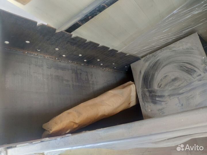 Мангал с крышей