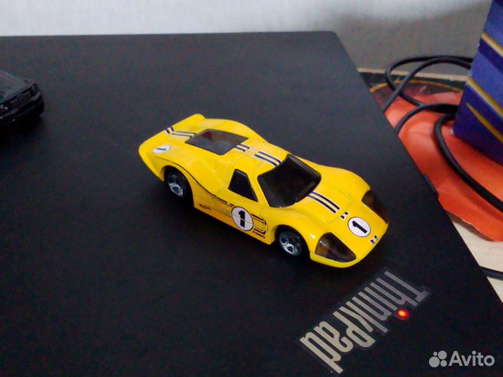 Машины игрушечные хотвилс Ford gt40 и AMG Mercedes