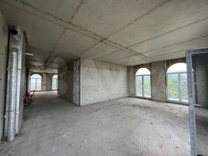 4-к. квартира, 140 м², 16/17 эт.