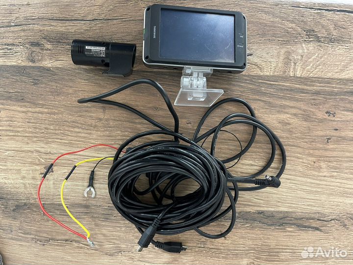 Продам видеорегистратор Thinkware