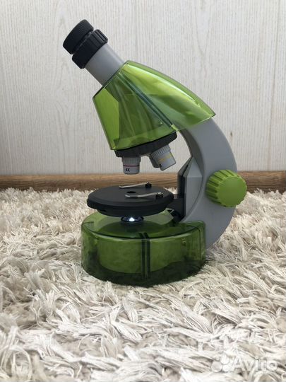 Микроскоп Levenhuk LabZZ M101