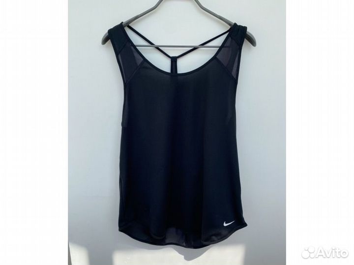 Майка спортивная женская Nike чёрная