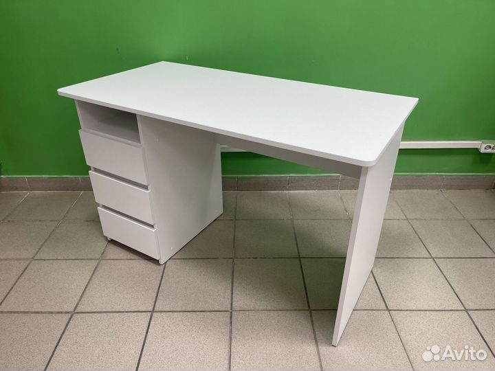 Стол письменный белый новый