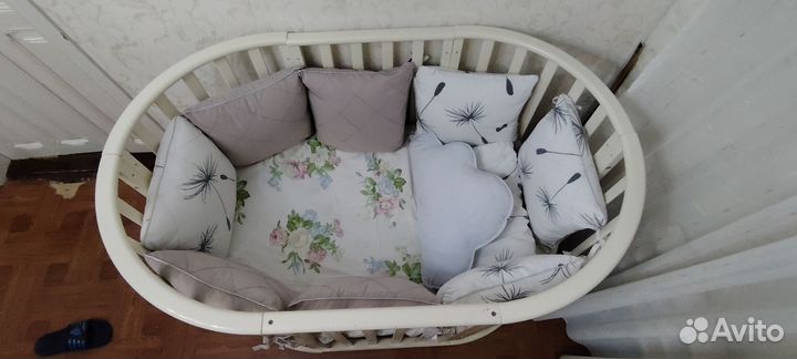 Детская кроватка