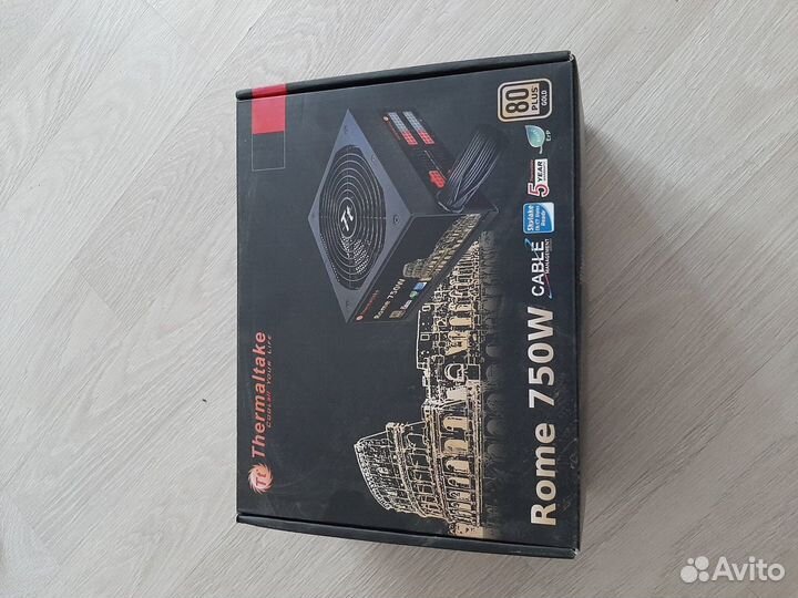 Блок питания thermaltake 750w 80 gold plus