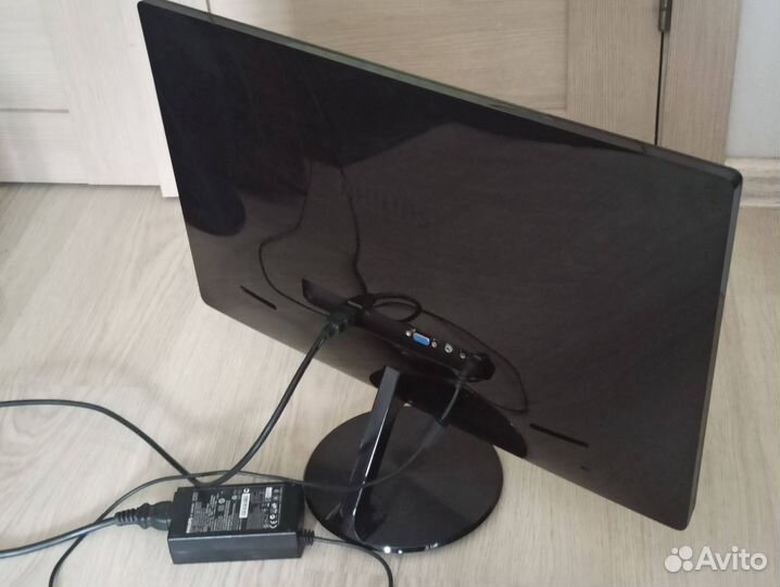 Монитор Philips 227E4Q 21.5