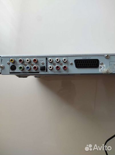 DVD-проигрыватель Rolsen RDV-730