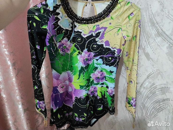 Купальник гимнастический