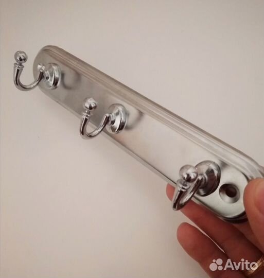 Вешалки для ванной, крючки для штор