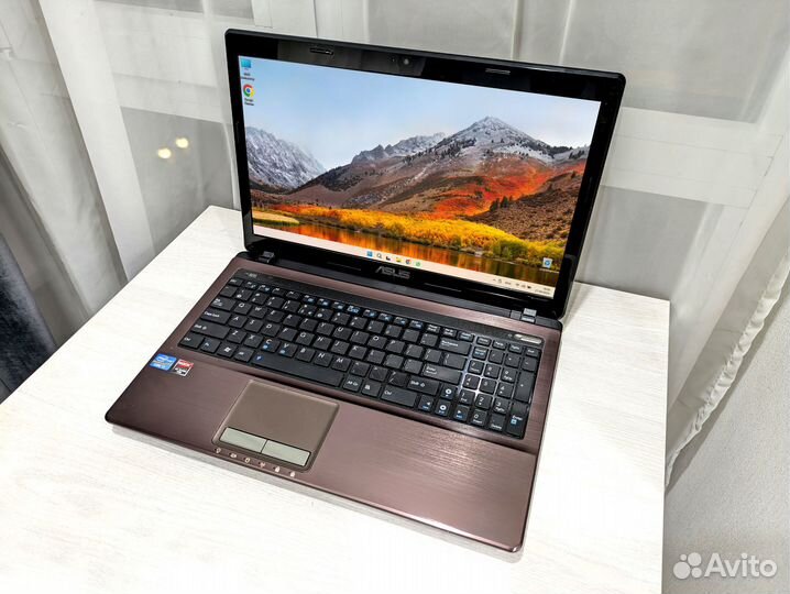 Мощный ноутбук Asus (Core i7)