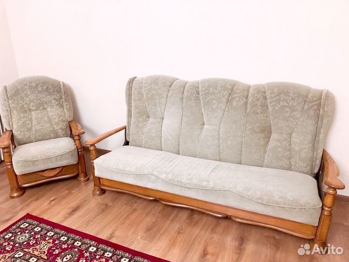 Диван с креслами