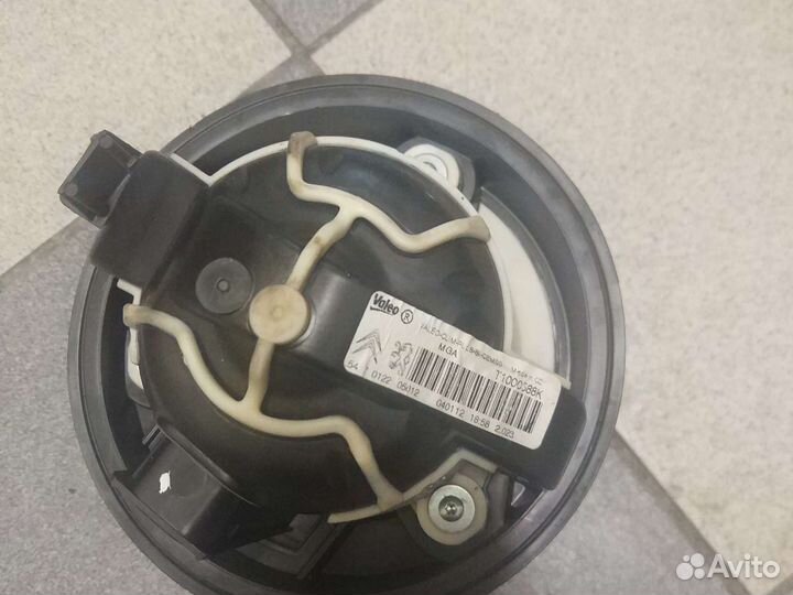 Моторчик Печки Пежо 308