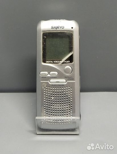 Диктофон Sanyo ICR-NT300