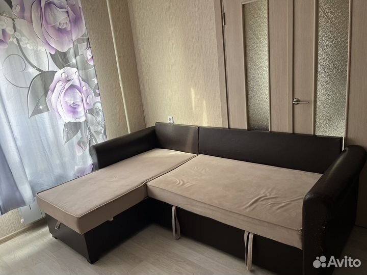 Угловой диван бу