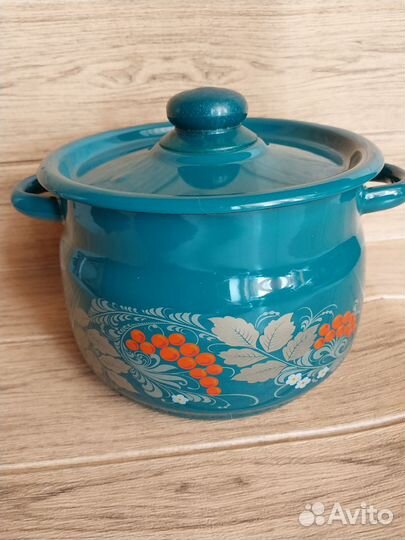 Кастрюля эмалированная