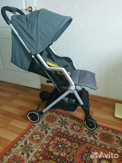 Новая прогулочная коляска фирма Dionо