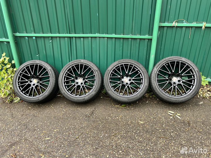 Pirelli Scorpion Winter 275/40 R21 и 305/35 R21 109V