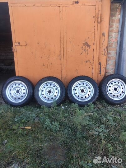 ACCU-TRAC 40K 185/60 R14 82