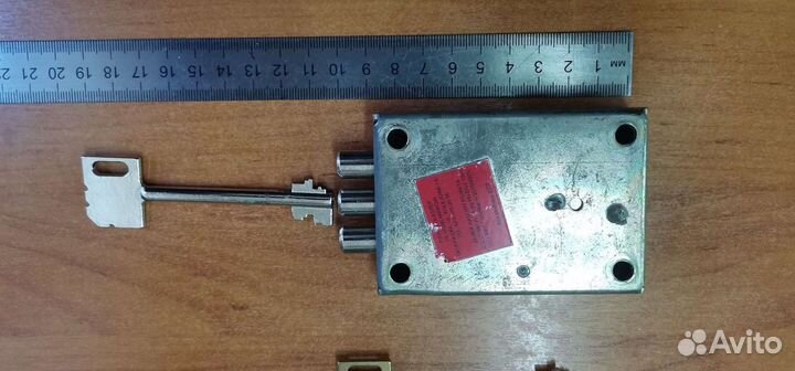 Замок сейфовый