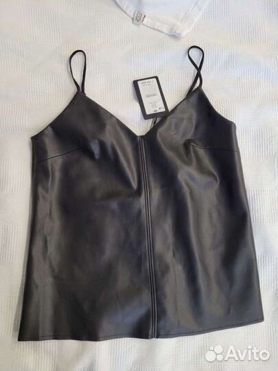 Новый топ на бретелях lime из искусственной кожи