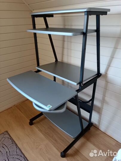 Компьютерный стол loft