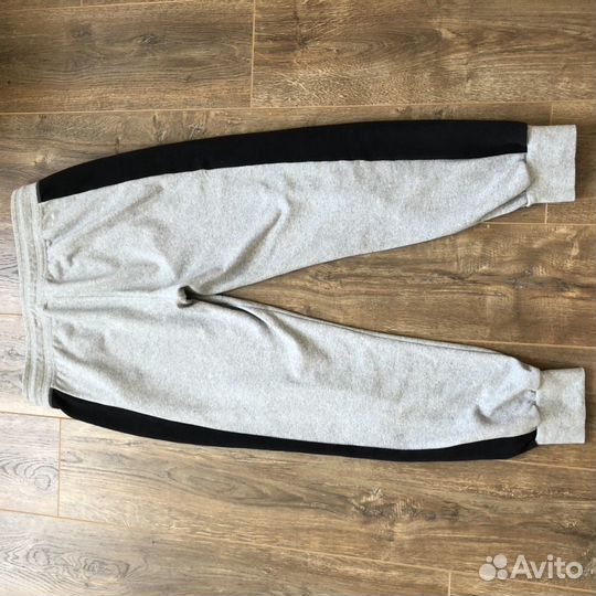 Спортивный костюм Adidas в идеале