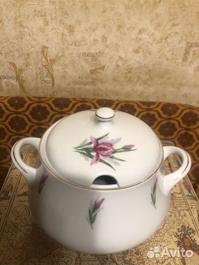 Супница, блюда, тарелки, салатник фарфор ирисы гдр