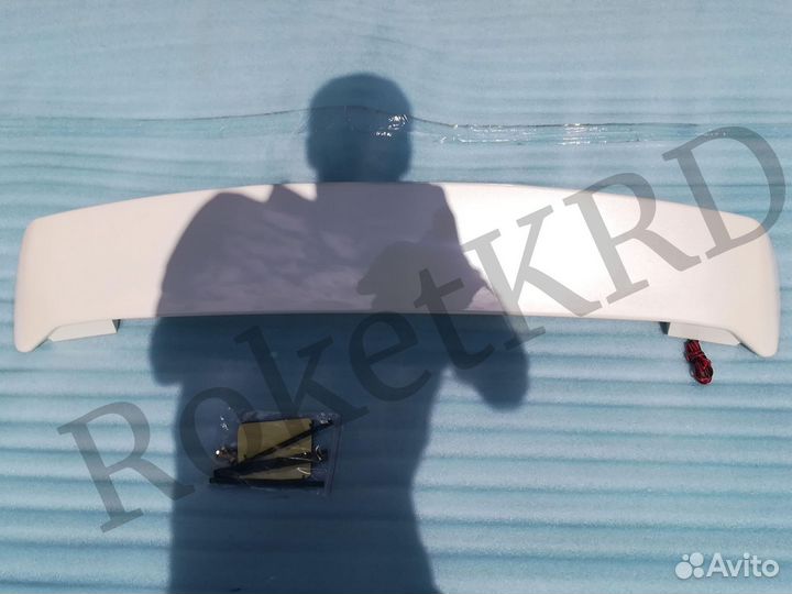 Спойлер Тойота Ленд Крузер Прадо 120