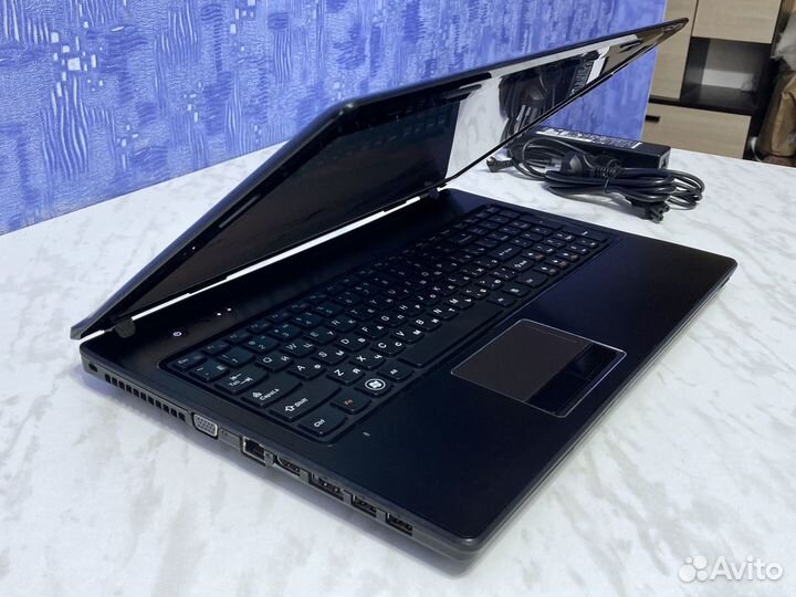 Lenovo - Core i7/ 16Gb/ SSD 512 Гб