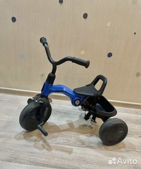 Детский трехколесный велосипед