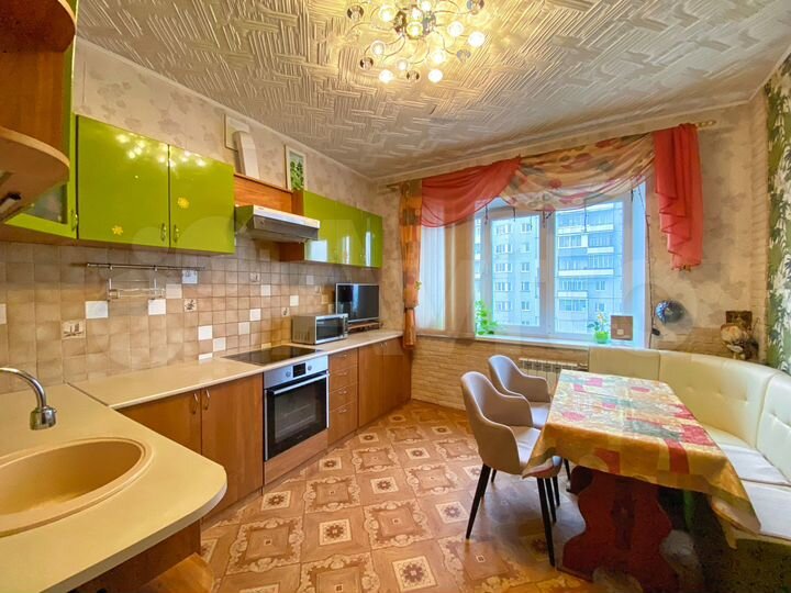 3-к. квартира, 79 м², 5/5 эт.