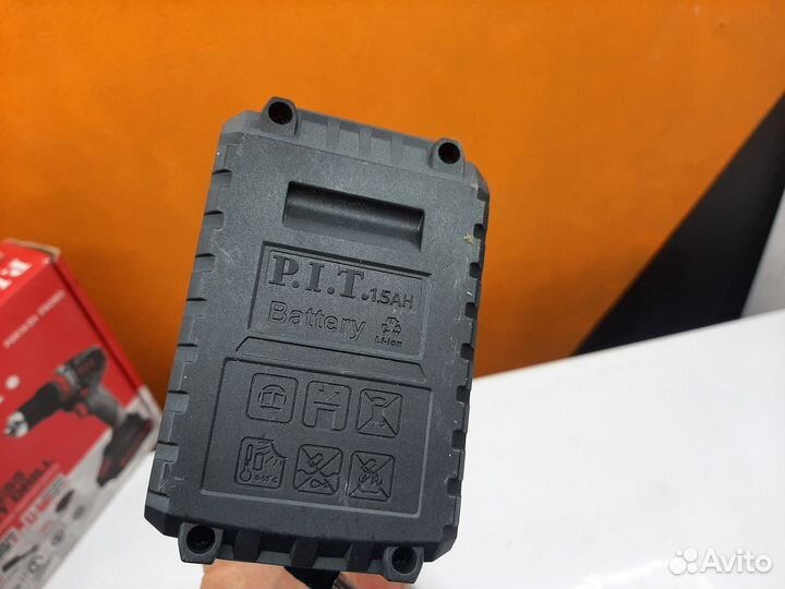 Бесщеточный шуруповерт PIT psr18-d4 2к