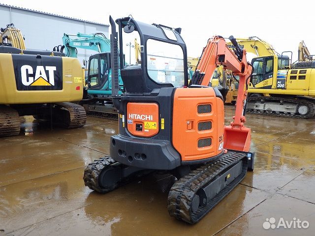 Мини-экскаватор Hitachi ZX40UR-5B, 2017