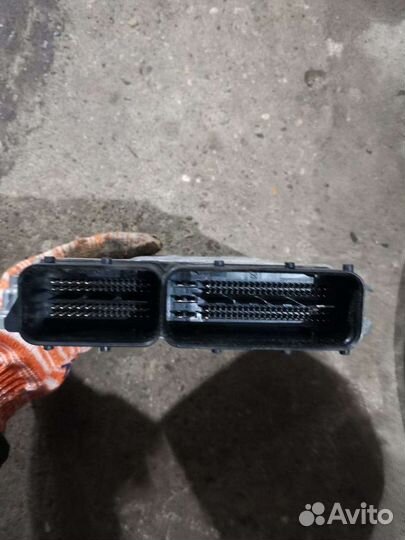 Эбу двигателя Фольксваген Пассат Б6 BPY