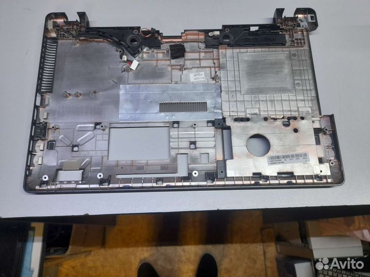 Asus x552e (разбор)