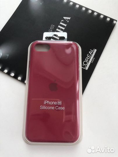 Чехол на iPhone