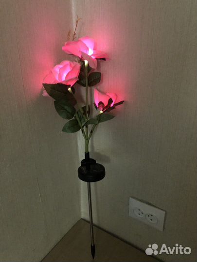 Садовый светильник фонарь на солнечных батарейках