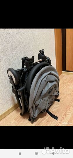 Прогулочная коляска yoya