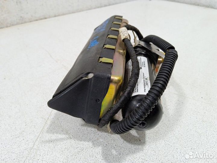 Подушка безопасности в сиденье заднее 4D0880441