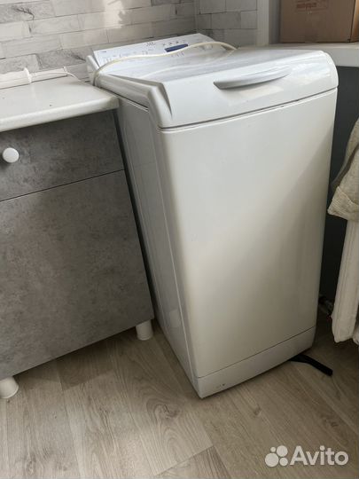 Стиральная машина с вертикальной загрузкой