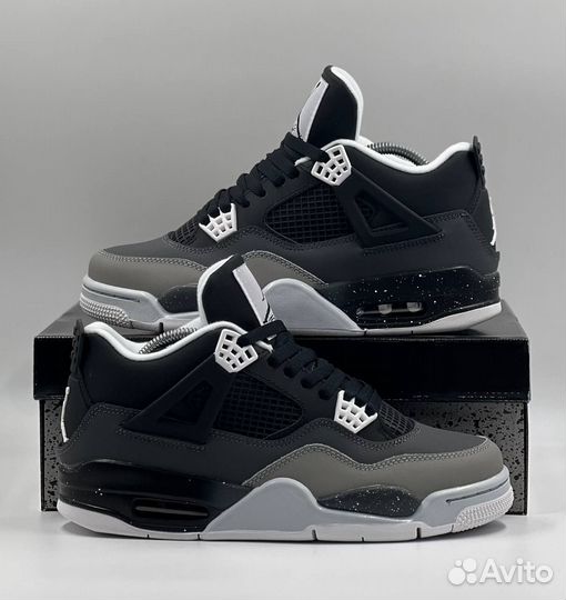 Nike Air Jordan 4 Retro