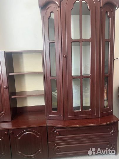 Стенка в гостиную