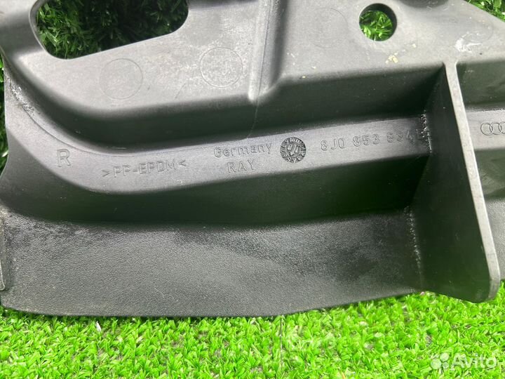 Брызгoвик (кoмплект) Аudi Тt 8J VAG Audi TT 8J