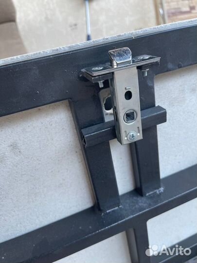 Люк напольный в подвал под плитку ламинат